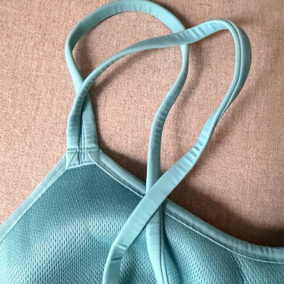 Like a Cloud Lululemon Sports Bra - Picture 5 of 7